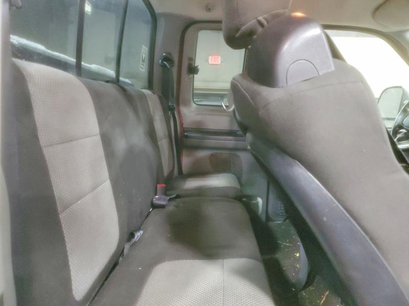 Photo 10 from auction – 2004 FORD F250 with VIN 1FTNX21L84EB84165