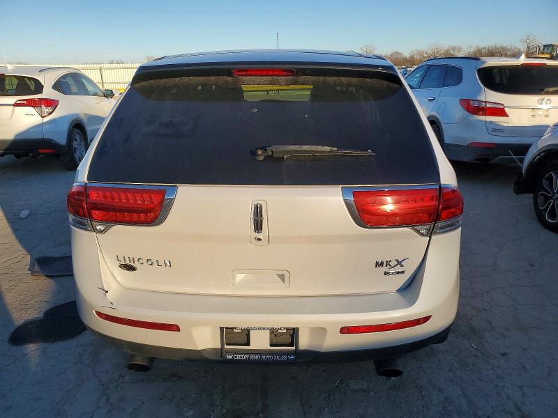 Photo 6 from auction – 2013 LINCOLN MKX with VIN 2LMDJ8JK1DBL40842