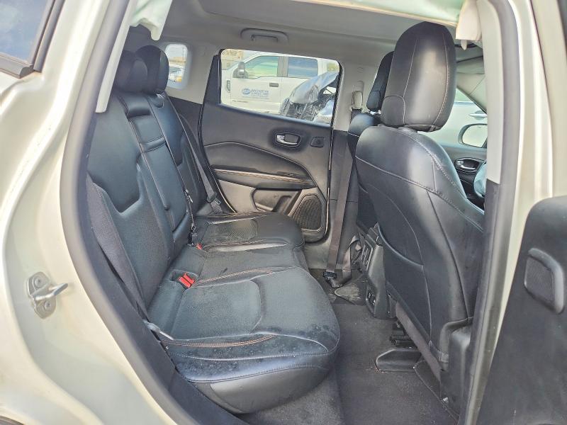 Photo 10 from auction – 2017 JEEP COMPASS with VIN 3C4NJDCB2HT667013