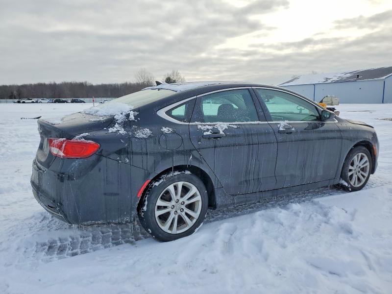 Photo 3 from auction – 2015 CHRYSLER 200 LIMITE with VIN 1C3CCCAB4FN647684