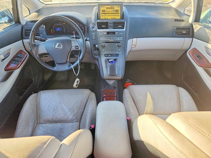 Photo 8 from auction – 2010 LEXUS HS with VIN JTHBB1BA2A2020723