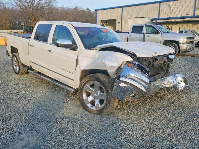 Photo 4 from auction – 2016 CHEVROLET SILVERADO with VIN 3GCPCSEC9GG368493