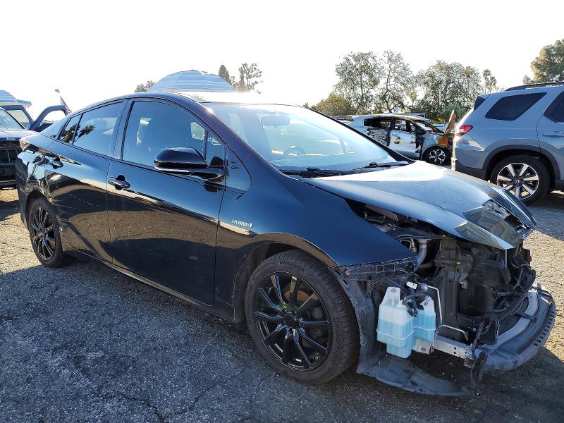 Photo 4 from auction – 2016 TOYOTA PRIUS with VIN JTDKARFU1G3026698