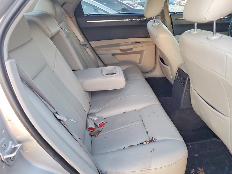 Photo 10 from auction – 2007 CHRYSLER 300 TOURIN with VIN 2C3KA53G27H897425