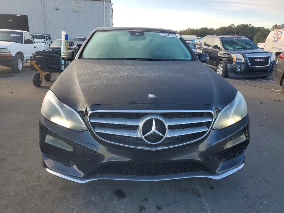 Photo 5 from auction – 2014 MERCEDES-BENZ E 350 with VIN WDDHF5KBXEB045655