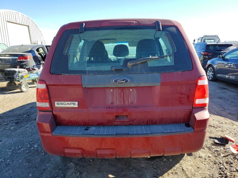 Photo 6 from auction – 2011 FORD ESCAPE with VIN 1FMCU0C79BKC05877
