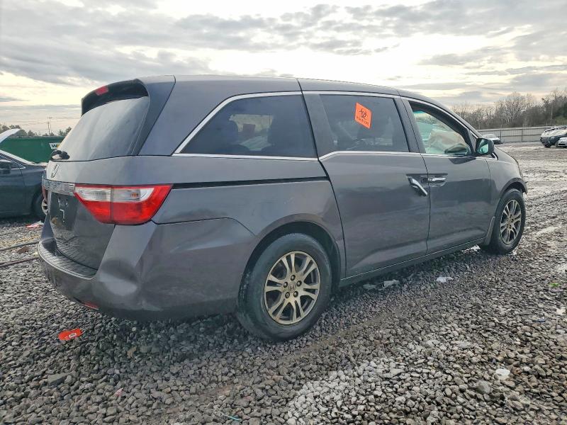 Photo 3 from auction – 2013 HONDA ODYSSEY EX with VIN 5FNRL5H6XDB009087