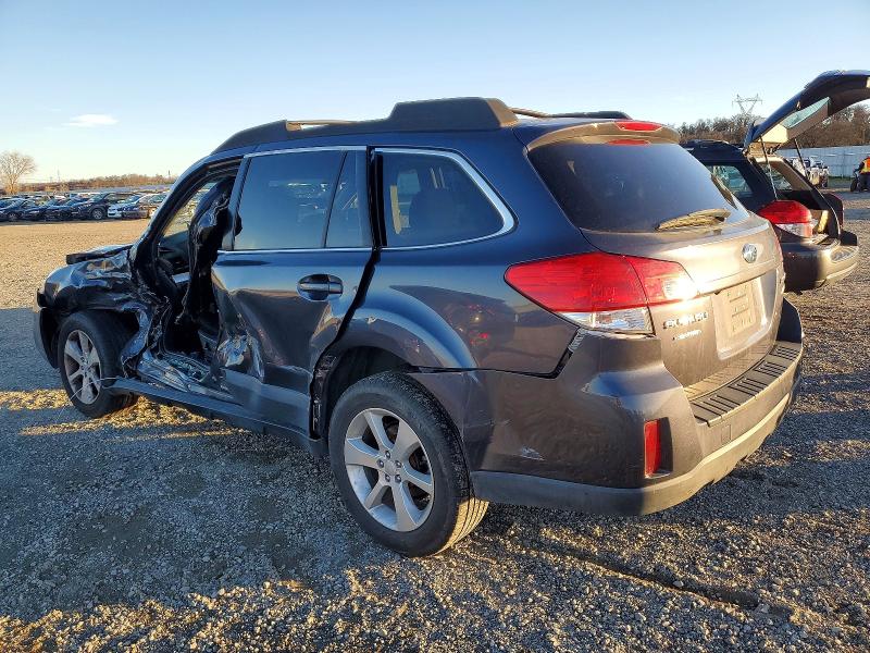 Photo 2 from auction – 2013 SUBARU OUTBACK with VIN 4S4BRBGC9D3221557