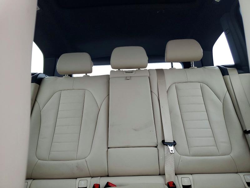 Photo 10 from auction – 2019 BMW X3 XDRIVE3 with VIN 5UXTR9C58KLE12653