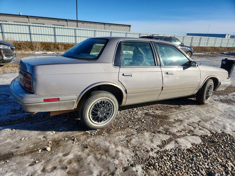 Photo 3 from auction – 1995 OLDSMOBILE CIERA SL with VIN 1G3AJ55M7S6343849