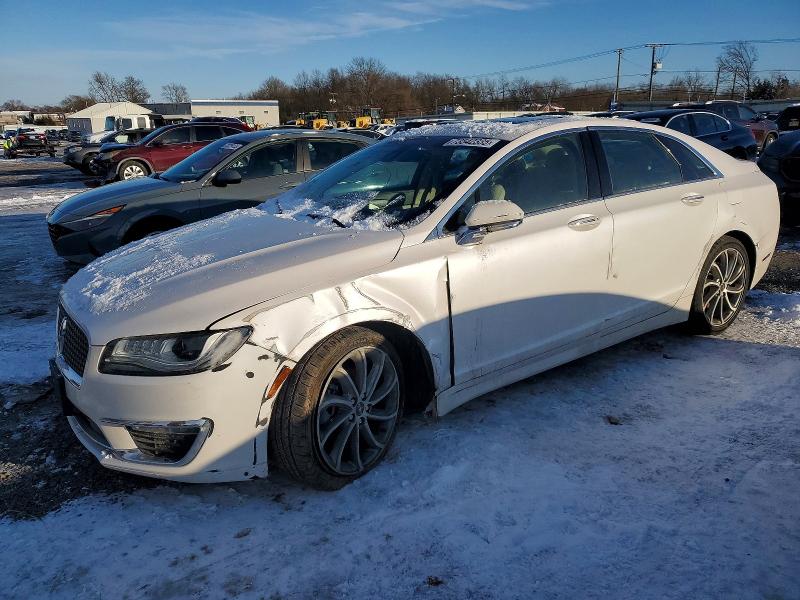 LINCOLN MKZ RESERV 2019 with VIN 3LN6L5D92KR606910 - Photo from auction