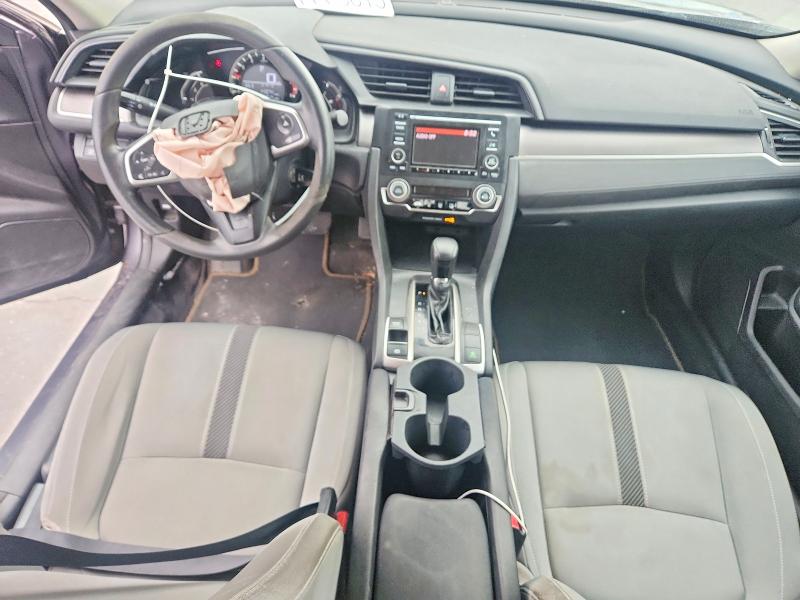 Photo 8 from auction – 2017 HONDA CIVIC LX with VIN 19XFC2F5XHE042582