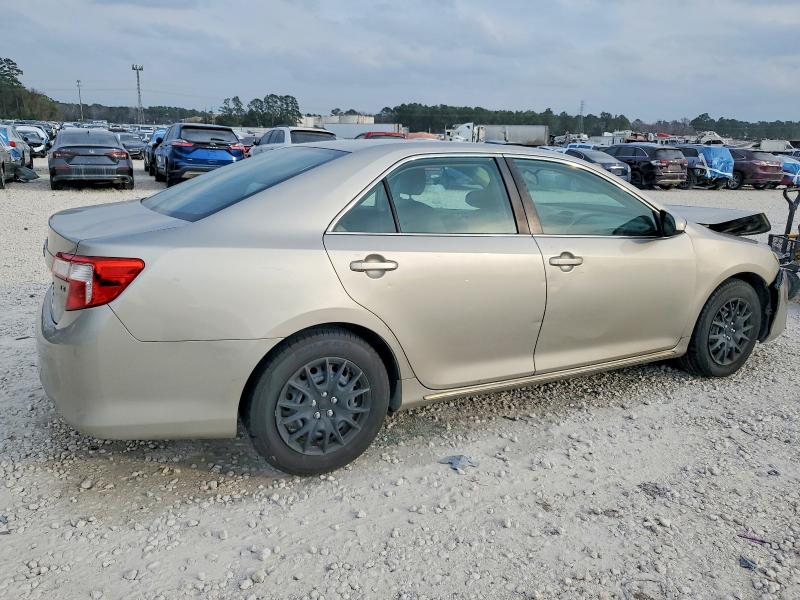 Photo 3 from auction – 2014 TOYOTA CAMRY with VIN 4T4BF1FK9ER419262