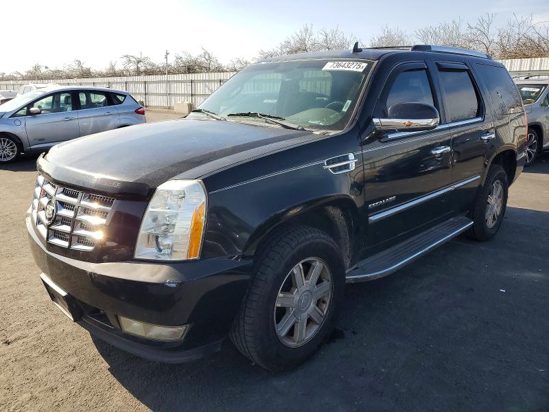 CADILLAC ESCALADE 2011 with VIN 1GYS3AEF1BR370398 - Photo from auction