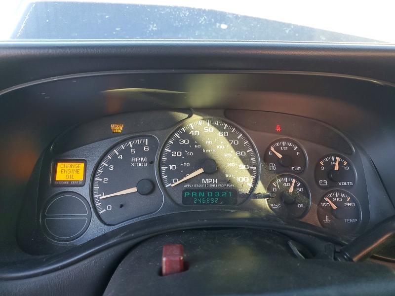Photo 9 from auction – 2002 CHEVROLET SILVERADO with VIN 2GCEC19V621134407
