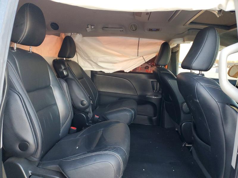 Photo 11 from auction – 2015 TOYOTA SIENNA SPO with VIN 5TDXK3DC8FS597323