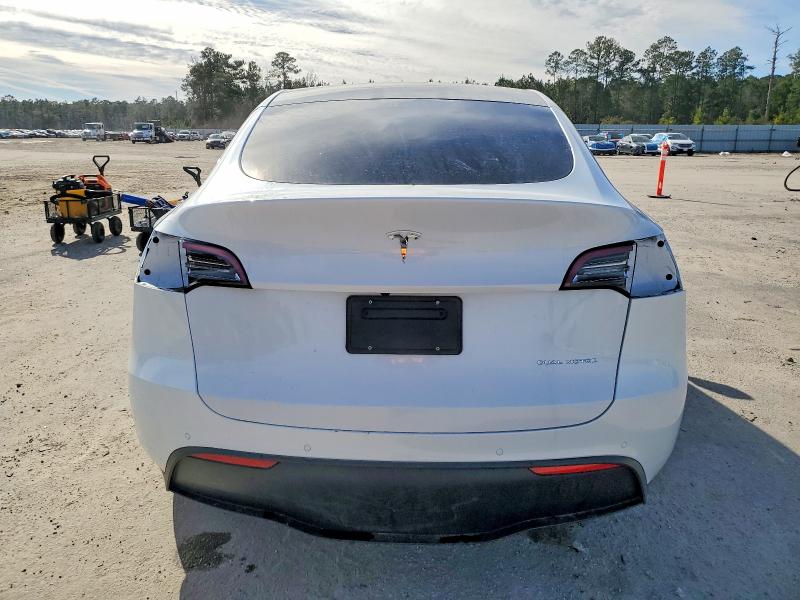 Photo 6 from auction – 2022 TESLA MODEL Y with VIN 7SAYGDEE8NF372434