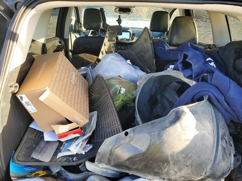 Photo 12 from auction – 2019 FORD ESCAPE with VIN 1FMCU9J9XKUB27025