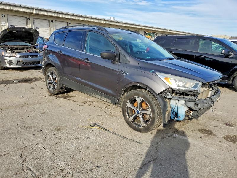 Photo 4 from auction – 2018 FORD ESCAPE SEL with VIN 1FMCU9HD7JUD56657
