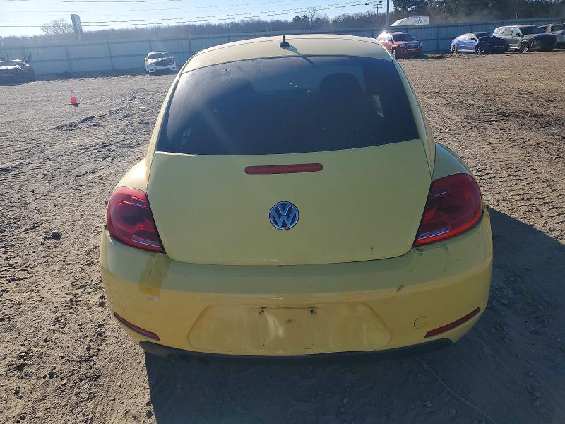 Photo 6 from auction – 2012 VOLKSWAGEN BEETLE with VIN 3VWJP7AT2CM602706