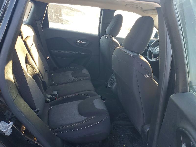 Photo 11 from auction – 2015 JEEP CHEROKEE S with VIN 1C4PJLAB2FW531199