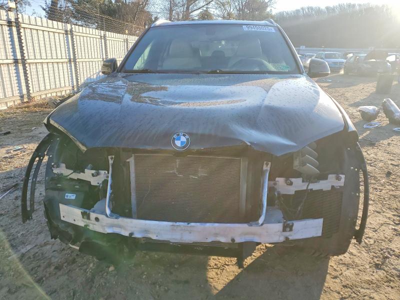 Photo 5 from auction – 2017 BMW X5 XDRIVE5 with VIN 5UXKR6C33H0J84822