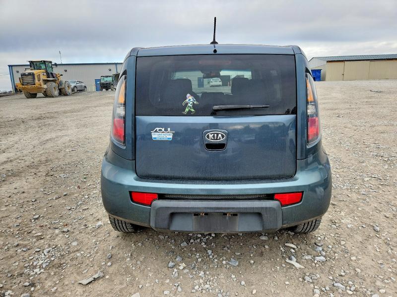 Photo 6 from auction – 2011 KIA SOUL + with VIN KNDJT2A24B7254635