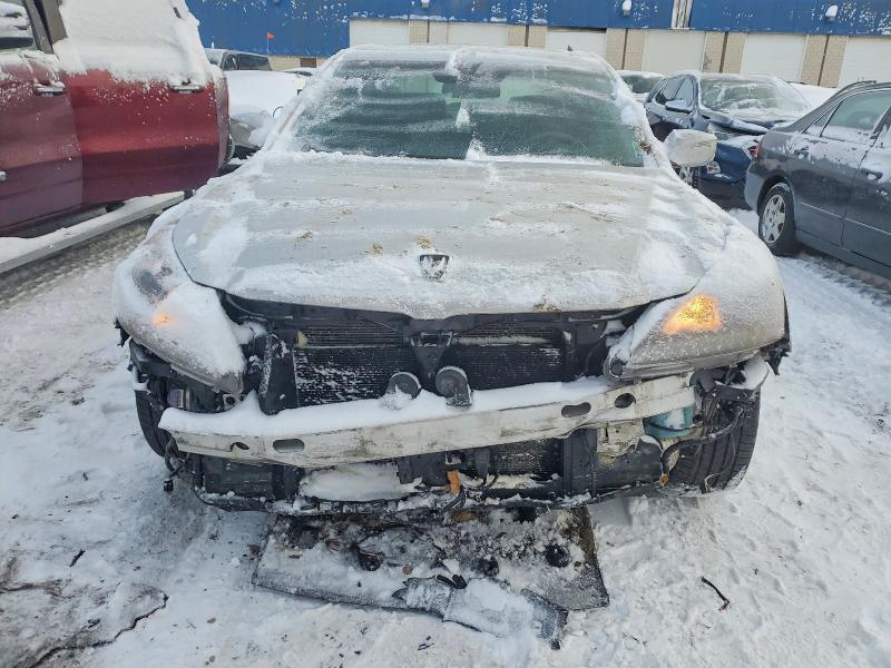 Photo 5 from auction – 2016 HYUNDAI EQUUS SIGN with VIN KMHGH4JH9GU101068
