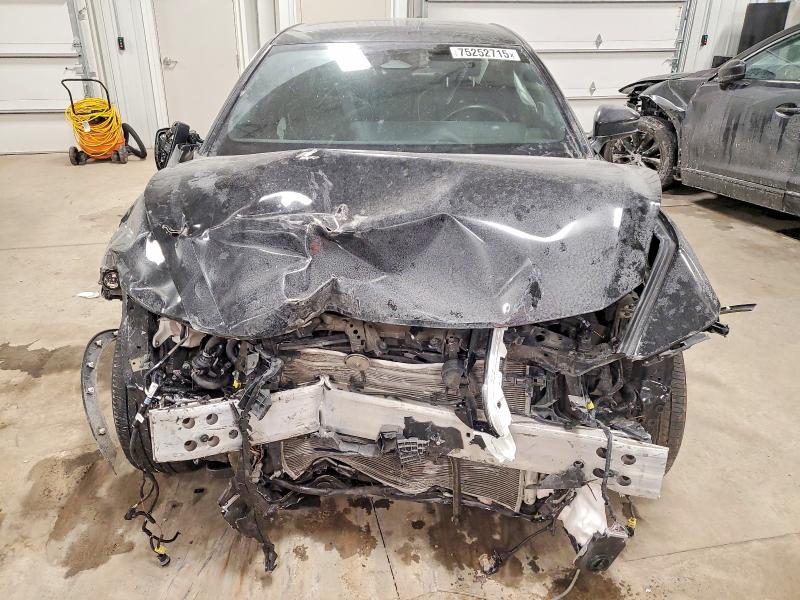 Photo 5 from auction – 2024 TOYOTA CROWN XLE with VIN JTDAAAAF3R3028252
