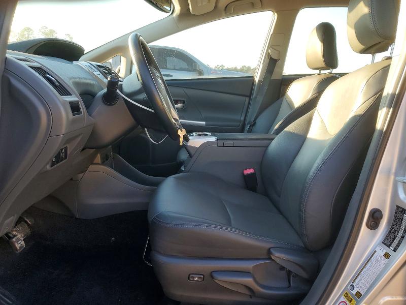 Photo 7 from auction – 2013 TOYOTA PRIUS V with VIN JTDZN3EU4D3192775