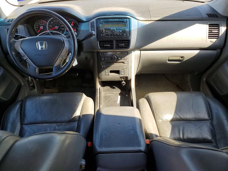 Zdjęcie 8 z aukcji – 2006 HONDA PILOT EX z VIN 5FNYF18656B022974