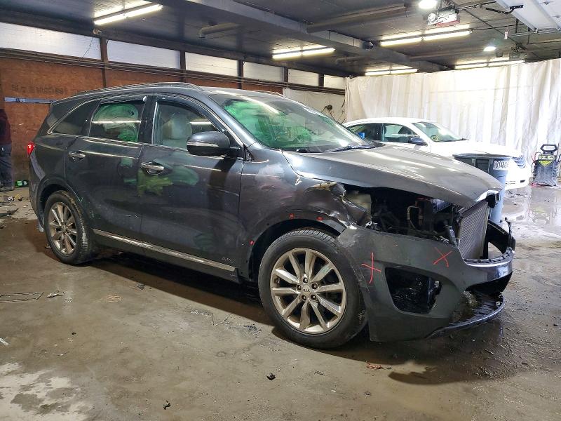 Photo 4 from auction – 2016 KIA SORENTO SX with VIN 5XYPKDA56GG168191