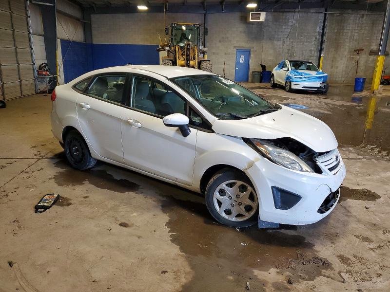 Photo 4 from auction – 2013 FORD FIESTA S with VIN 3FADP4AJ3DM182989