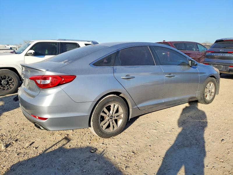 Photo 3 from auction – 2015 HYUNDAI SONATA SE with VIN 5NPE24AF4FH008754