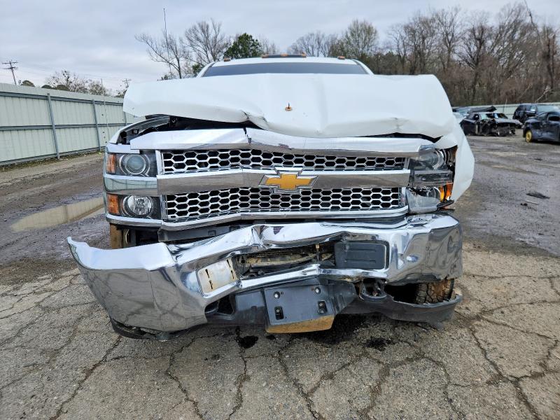 Photo 5 from auction – 2019 CHEVROLET SILVERADO with VIN 1GC1KREG5KF197143