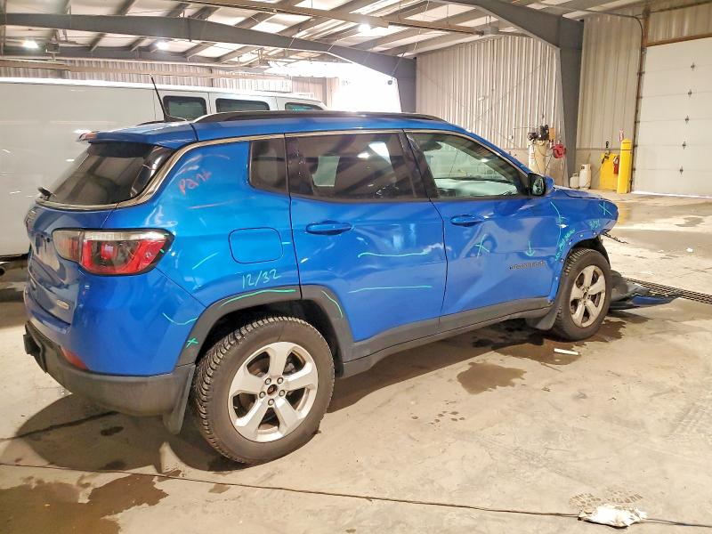 Photo 3 from auction – 2018 JEEP COMPASS with VIN 3C4NJDBB6JT238447