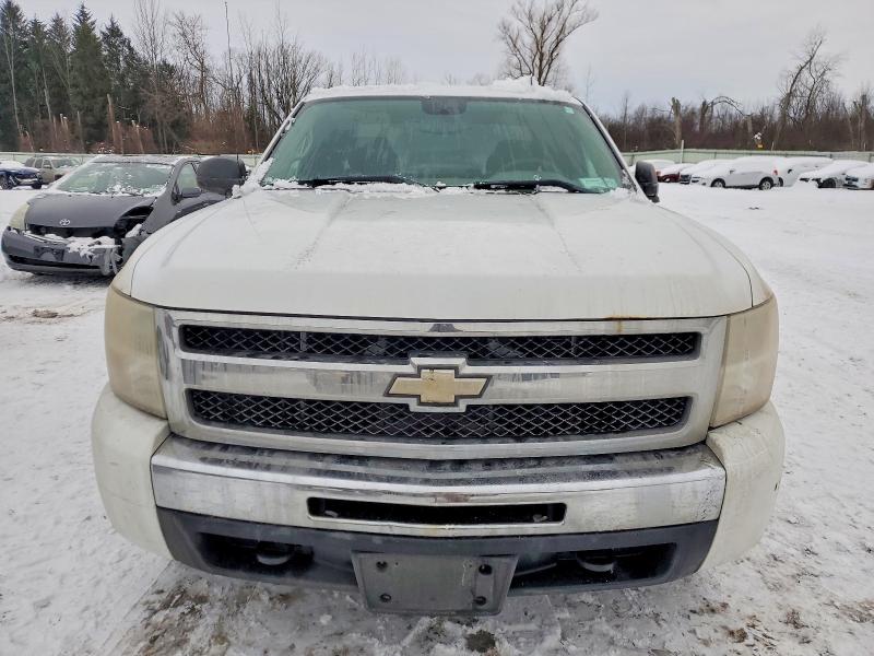 Photo 5 from auction – 2011 CHEVROLET SILVERADO with VIN 1GCRKREA3BZ127704