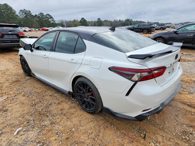 Photo 2 from auction – 2022 TOYOTA CAMRY with VIN 4T1KZ1AK2NU068459