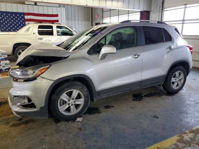 CHEVROLET TRAX 2020 with VIN KL7CJLSB3LB010084 - Photo from auction