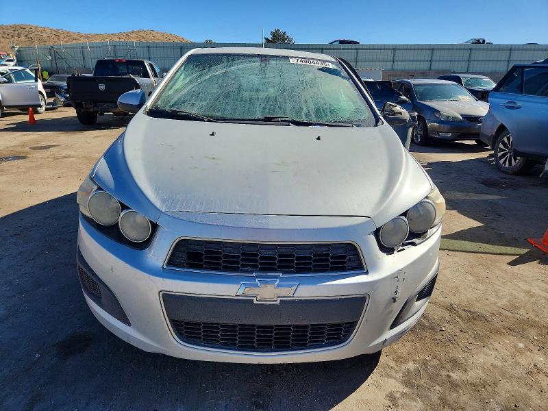 Photo 5 from auction – 2014 CHEVROLET SONIC LT with VIN 1G1JC5SH0E4200414