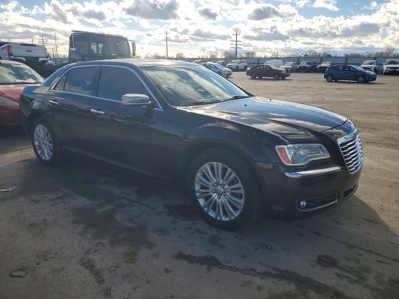 Photo 4 from auction – 2013 CHRYSLER 300C with VIN 2C3CCAKT8DH602564