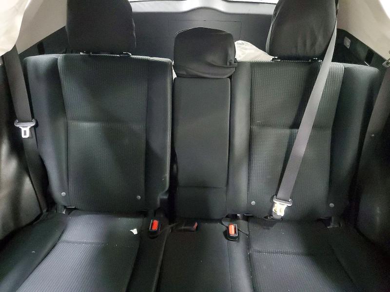 Photo 10 from auction – 2018 TOYOTA RAV4 LE with VIN JTMBFREV4JJ742445