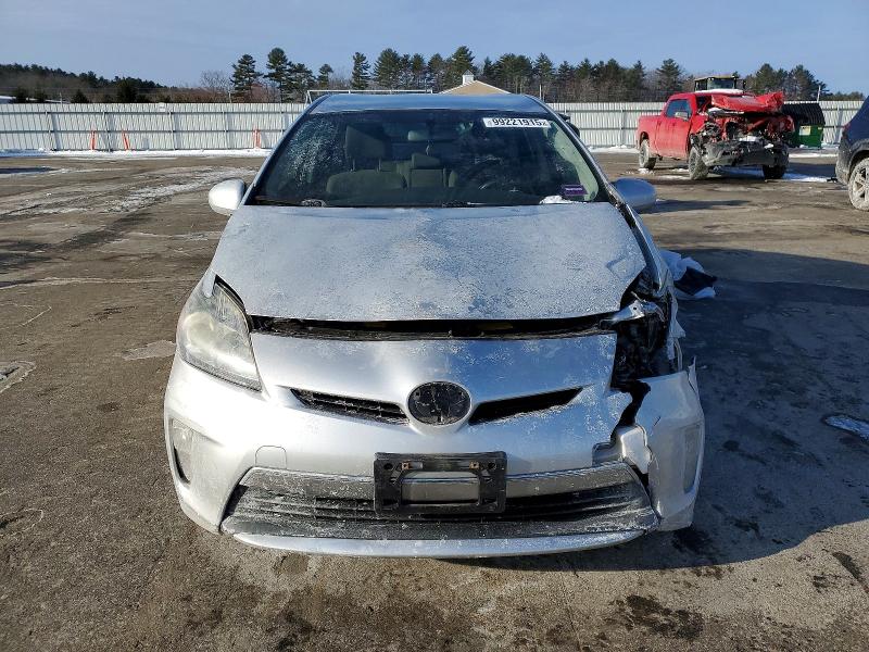 Photo 5 from auction – 2014 TOYOTA PRIUS PLUG with VIN JTDKN3DP6E3051558