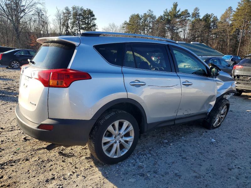 Photo 3 from auction – 2013 TOYOTA RAV4 with VIN JTMYFREVXDD025416