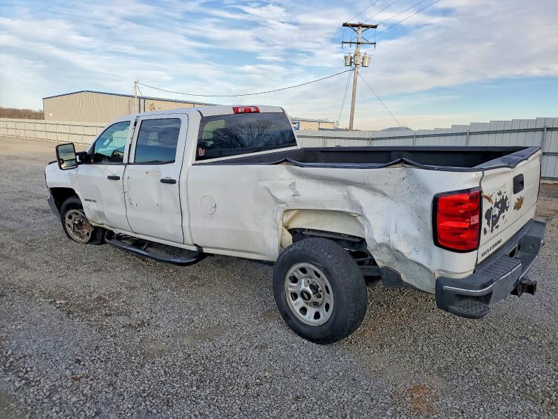 Photo 2 from auction – 2018 CHEVROLET SILVERADO with VIN 1GC4CYCY4JF120228
