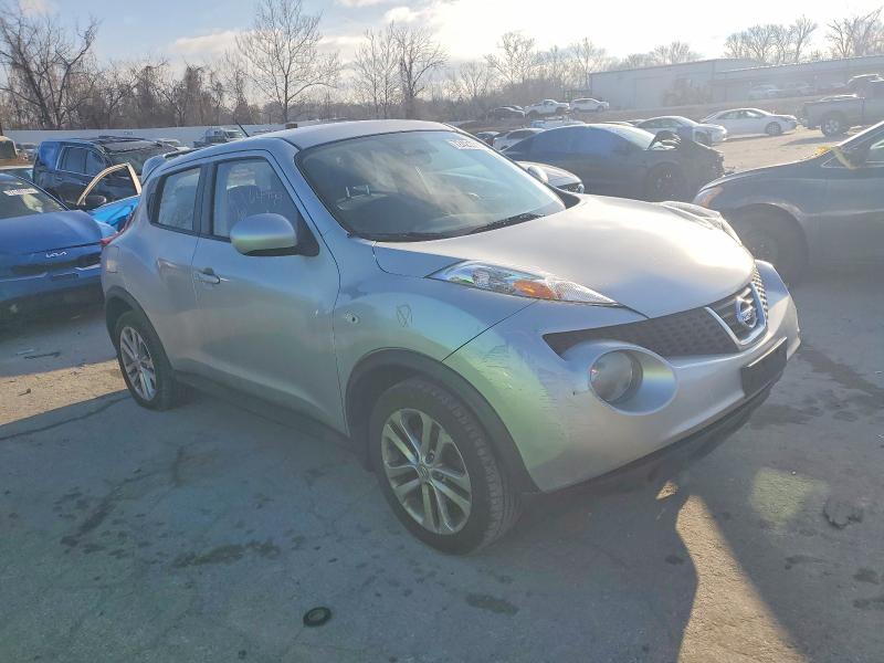 Photo 4 from auction – 2013 NISSAN JUKE S with VIN JN8AF5MR3DT225773