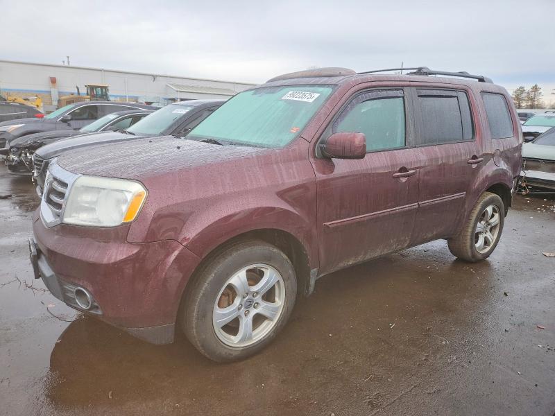 HONDA PILOT EXL 2015 z numerem VIN 5FNYF4H55FB033093 - Zdjęcie z aukcji