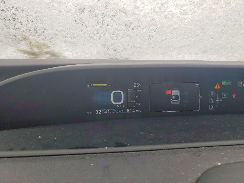 Photo 9 from auction – 2017 TOYOTA PRIUS PRIM with VIN JTDKARFPXH3064975