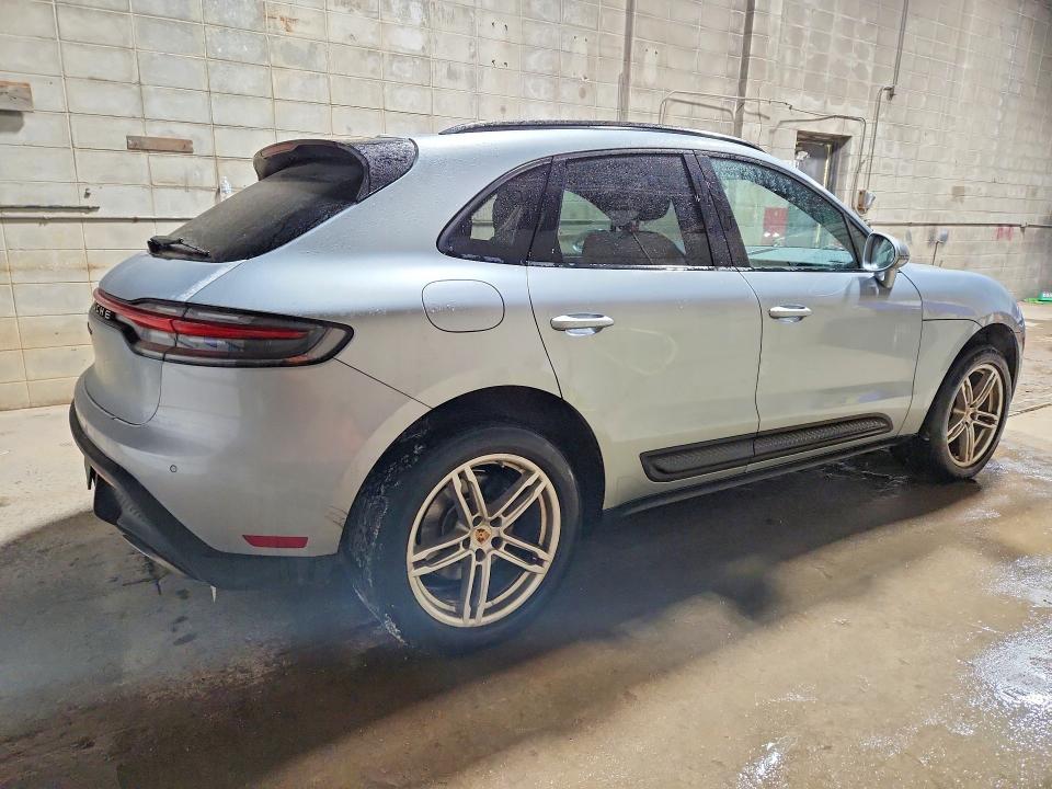 Photo 3 from auction – 2022 PORSCHE MACAN with VIN WP1AA2A57NLB10457