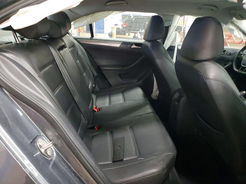 Photo 10 from auction – 2017 VOLKSWAGEN JETTA SE with VIN 3VWDB7AJ3HM264637